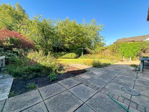 Photo 25- click for photo gallery